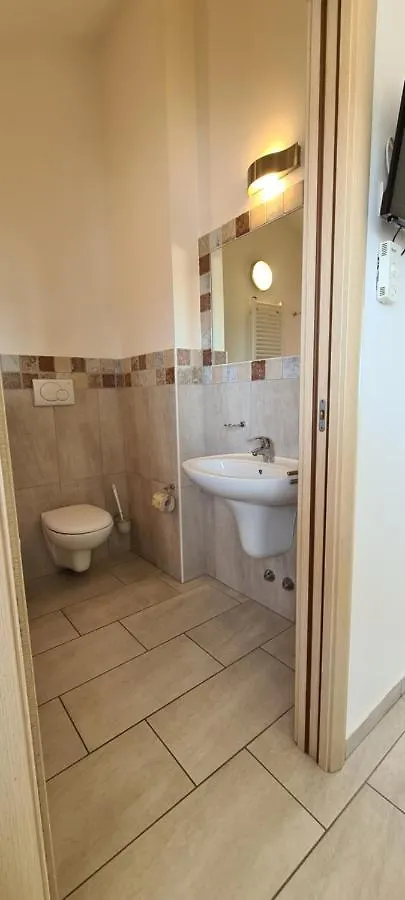 Rubino Apartments a 100metri dal mare Riccione 0*,