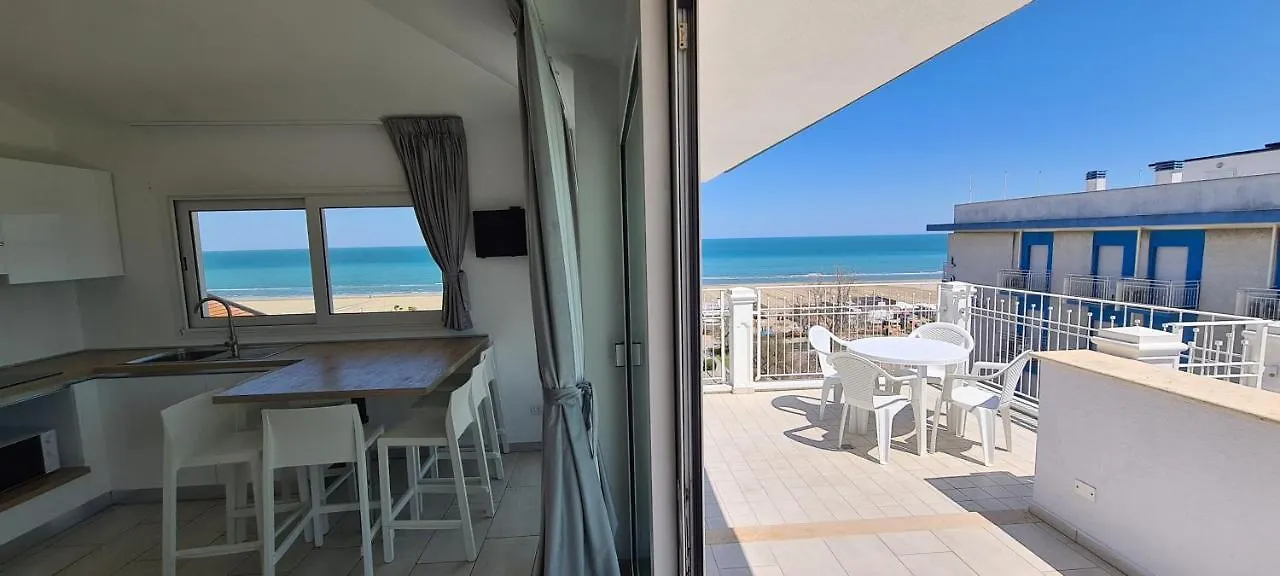 Rubino Apartments a 100metri dal mare Riccione